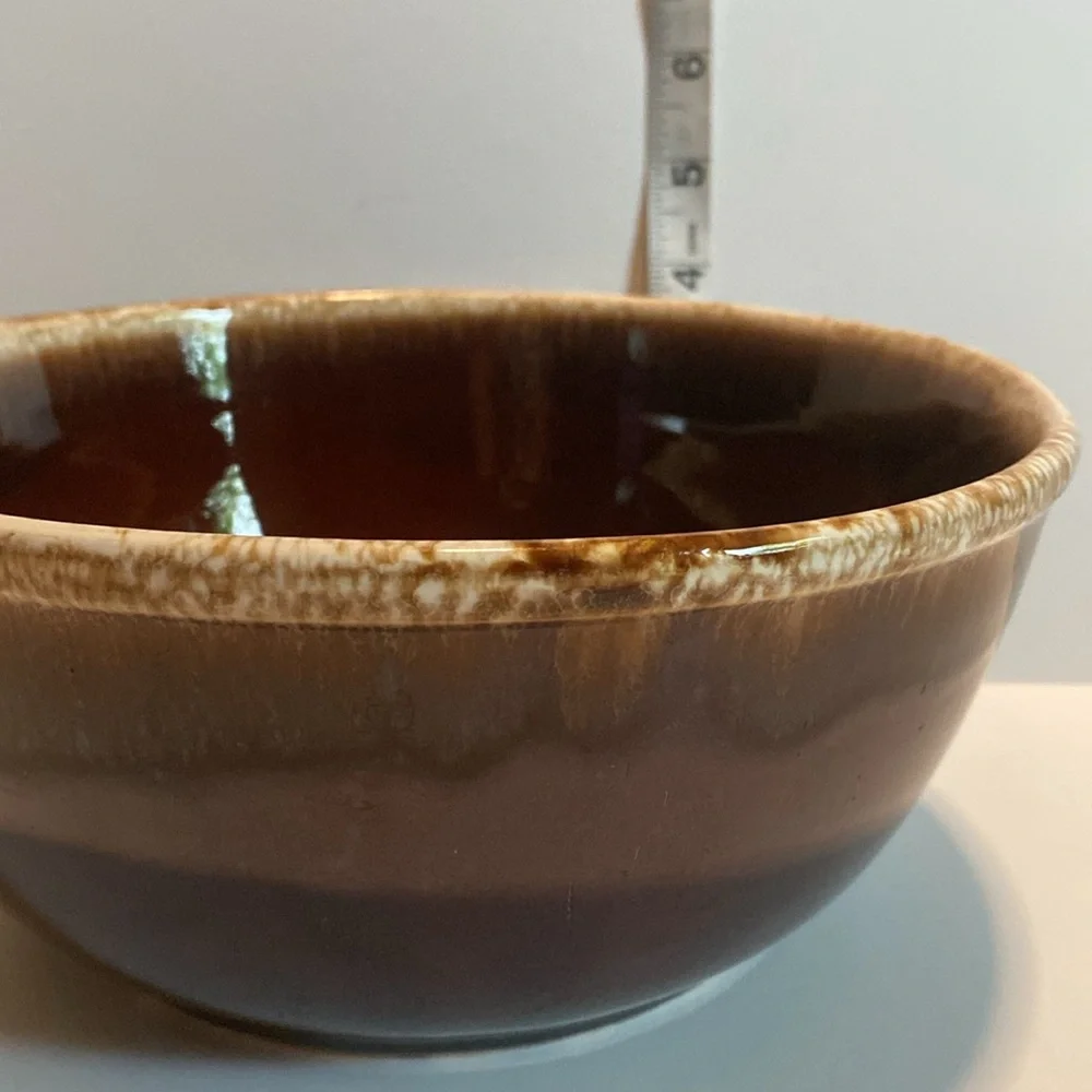 McCoy Brown Drip Glaze 8” Vintage Pottery Mixing Bowl - Picture 12 of 12